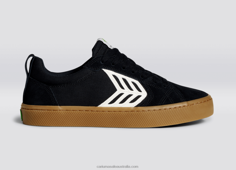 T8NFN131 Men All Black Gum/Ivory Cariuma