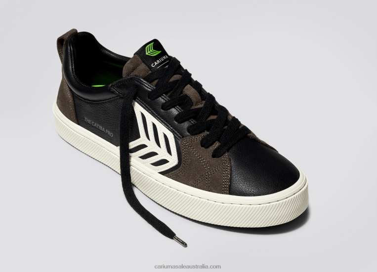 T8NFN141 Men Black Premium Leather/Ivory Cariuma