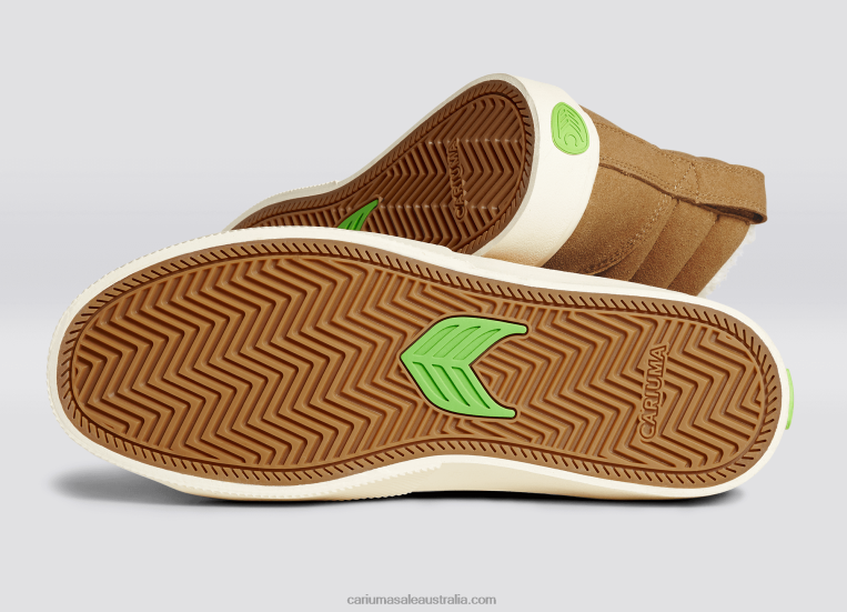 T8NFN193 Men Camel Suede Cariuma