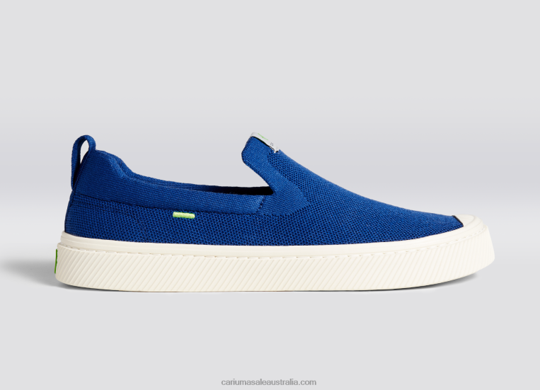 T8NFN165 Men Blue Knit Cariuma