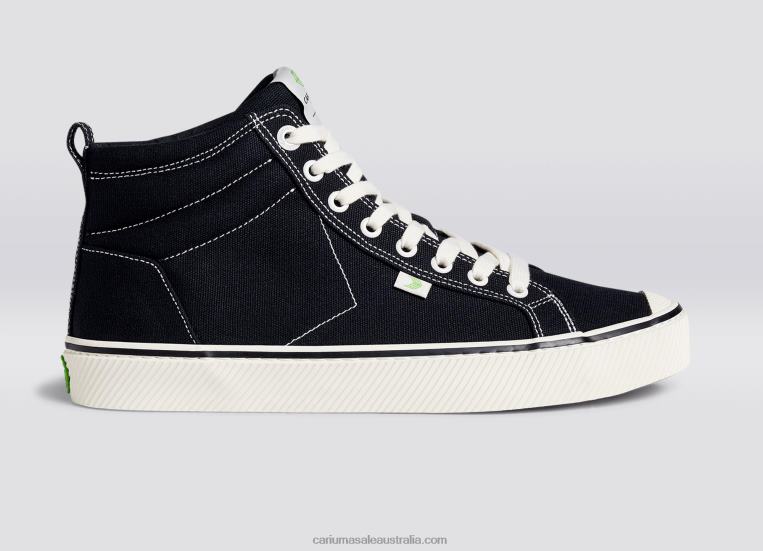 T8NFN56 Men Black Contrast Stripe Canvas Cariuma