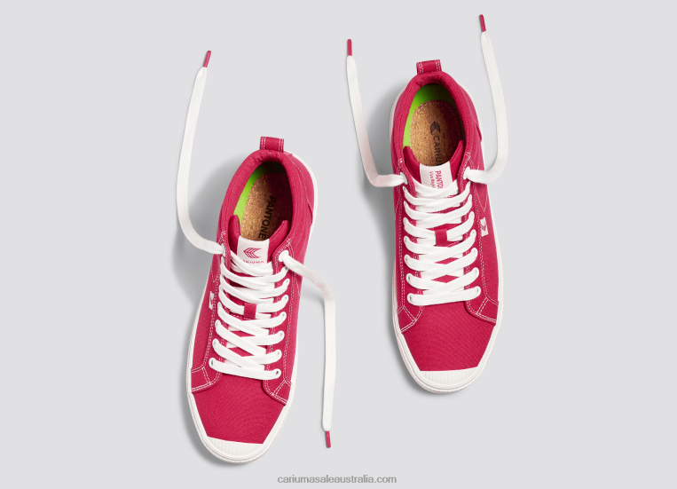 T8NFN63 Men Pantone Viva Magenta/Off-White Canvas Cariuma