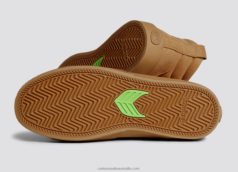 T8NFN69 Men Therma All Camel Suede Cariuma