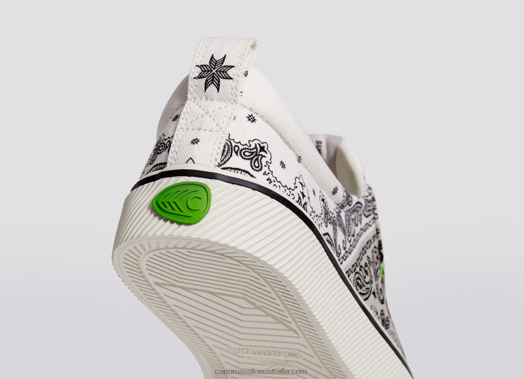 T8NFN12 Men Off-White Bandana Canvas Cariuma
