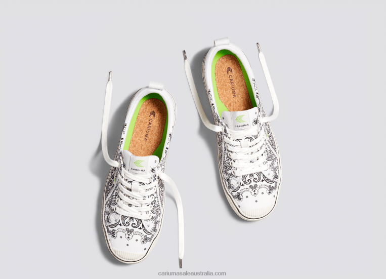 T8NFN12 Men Off-White Bandana Canvas Cariuma