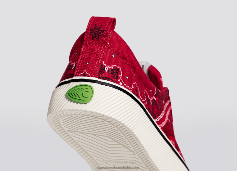 T8NFN14 Men Red Bandana Canvas Cariuma