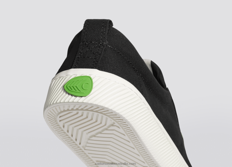 T8NFN6 Men Black Canvas Cariuma