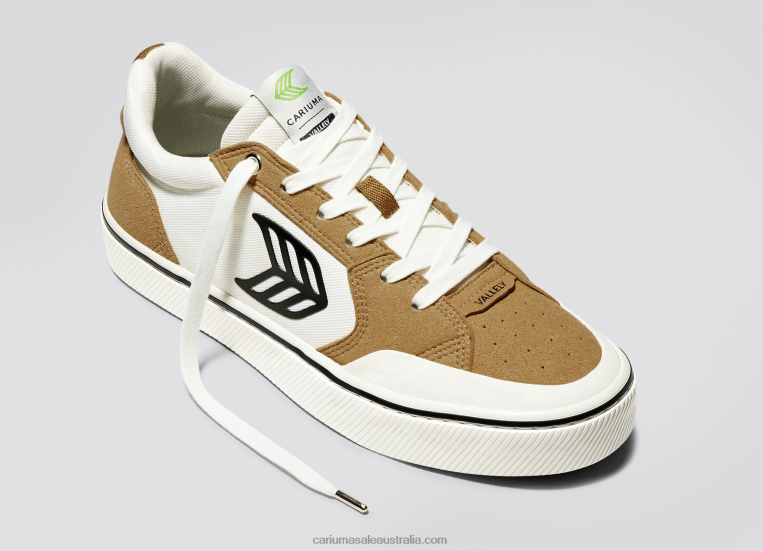T8NFN121 Men Camel & Off-White Vintage/Black Cariuma