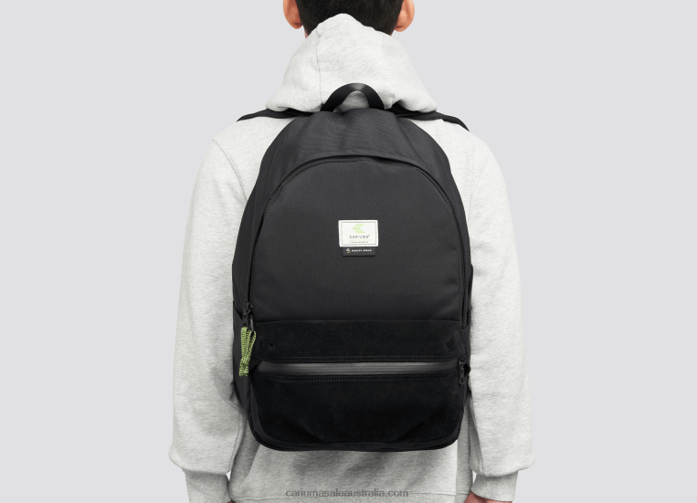 T8NFN194 Women Master-Piece M-Pack Black Cariuma