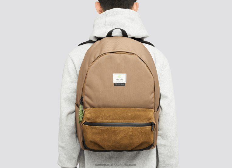 T8NFN195 Women Master-Piece M-Pack Camel Cariuma