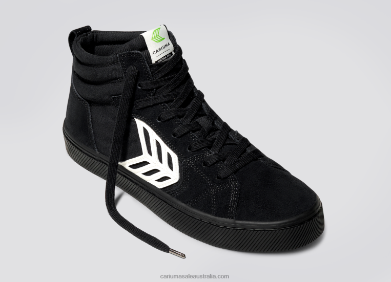 T8NFN362 Women All Black/Ivory Cariuma