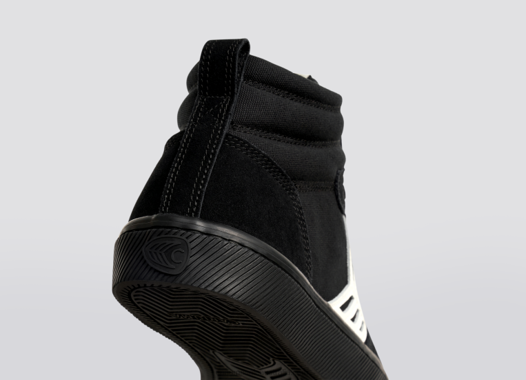 T8NFN362 Women All Black/Ivory Cariuma