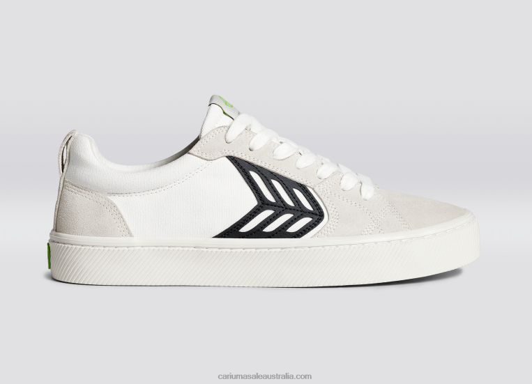 T8NFN345 Women Off-White Vintage/Black Cariuma