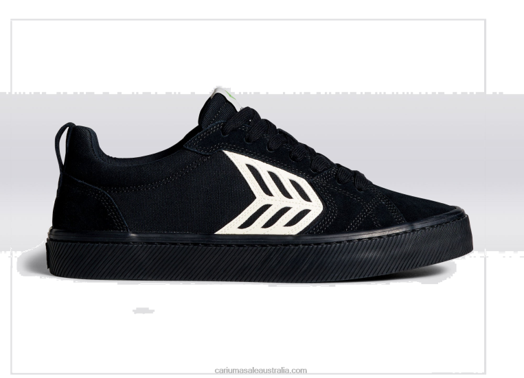 T8NFN348 Women All Black/Ivory Cariuma