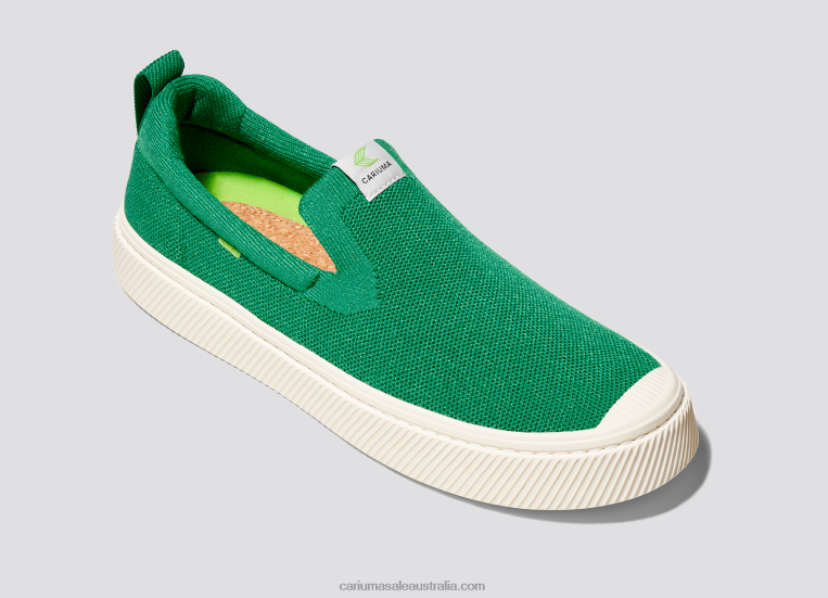 T8NFN385 Women Green Knit Cariuma