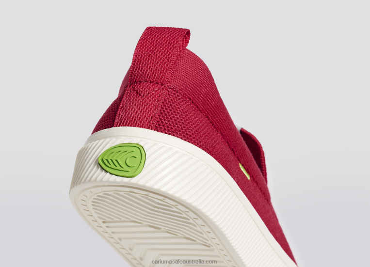 T8NFN388 Women Red Knit Cariuma