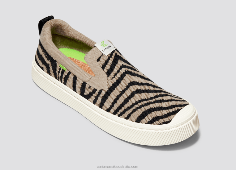 T8NFN389 Women Zebra Print Knit Cariuma