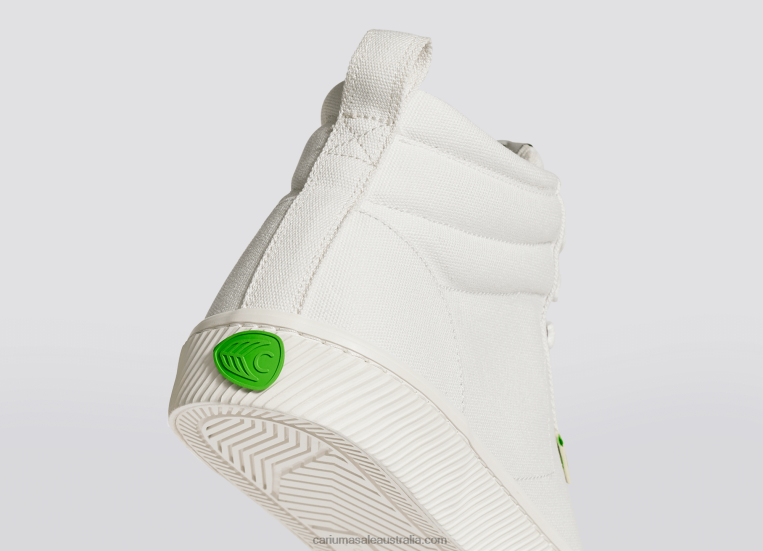 T8NFN272 Women Off-White Canvas Cariuma
