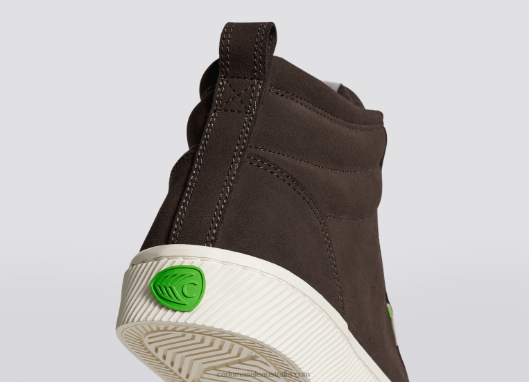 T8NFN279 Women Brown Suede Cariuma