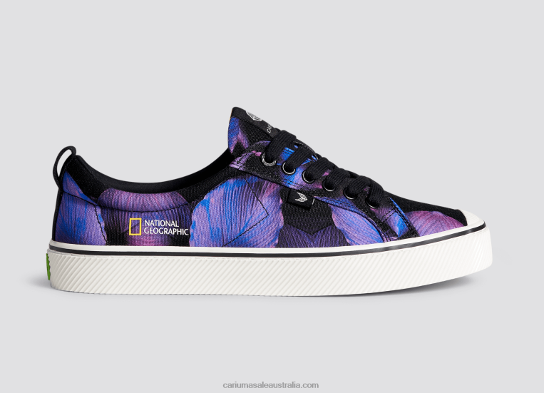 T8NFN246 Women National Geographic Peace Lily Purple Canvas Cariuma