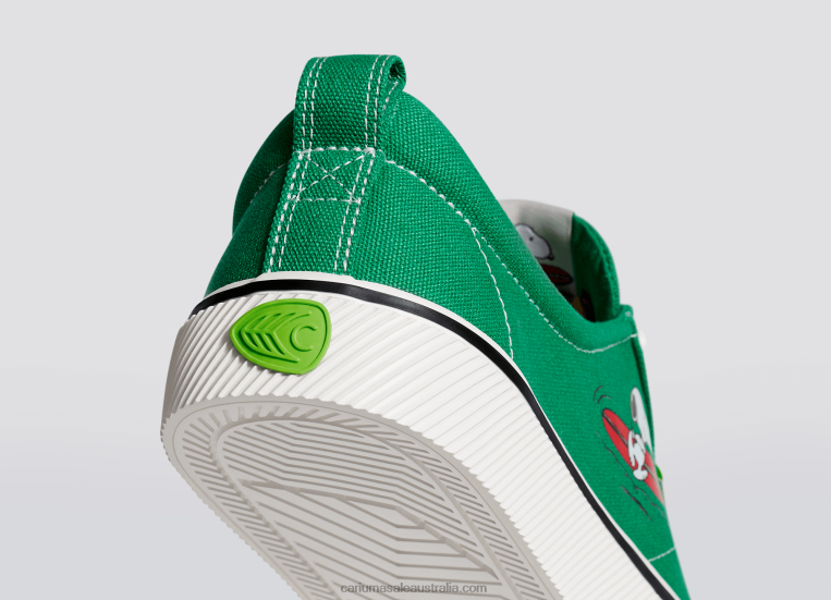 T8NFN301 Women Peanuts Surf Green Canvas Cariuma