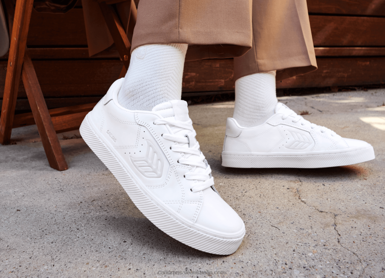 T8NFN313 Women White LWG Leather/Ice Cariuma