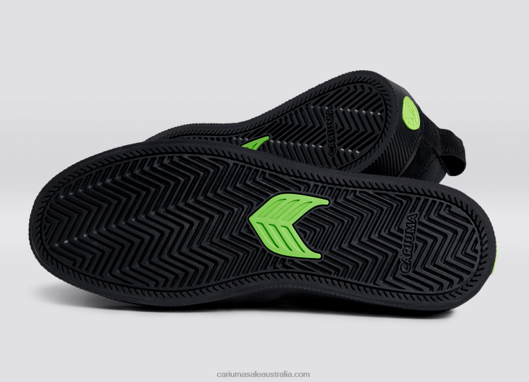 T8NFN329 Women All Black/Ivory Cariuma